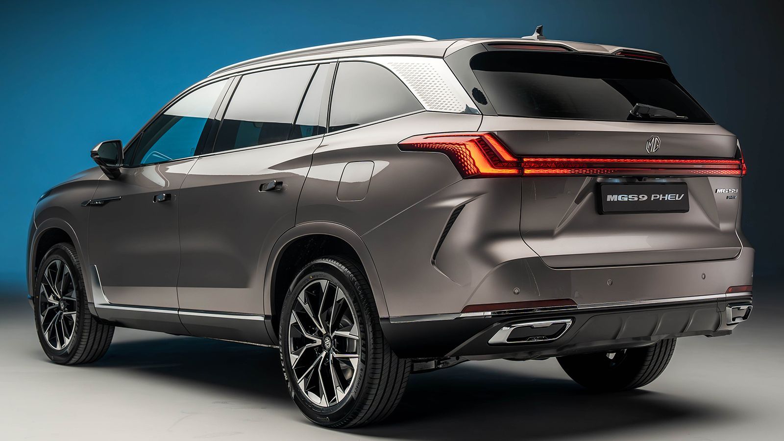 MGS9: Το νέο Plug-in υβριδικό 7θέσιο SUV με 299 άλογα